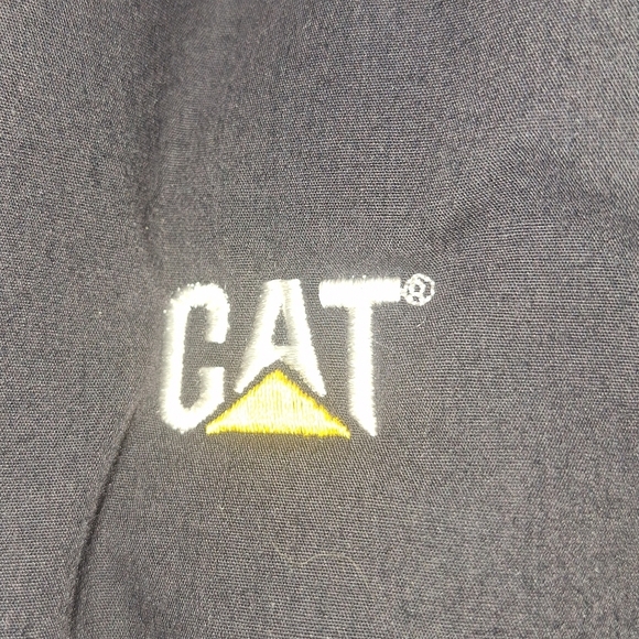 Tonkin Inc CAT Black Insulated Bomber Jacket with Red Accents In A Size XXL. - Picture 3 of 9